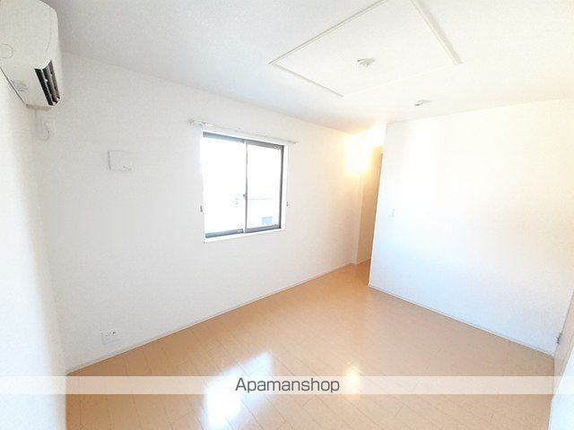 ペンサミエント Aの内装写真
