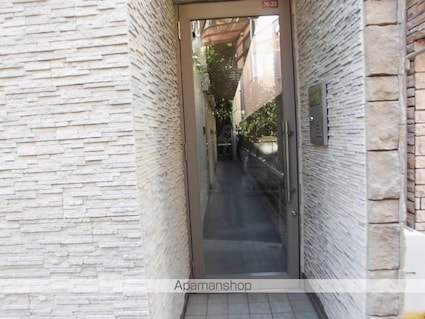 東京都杉並区高円寺南２丁目[1K/13.42m2]のエントランス2