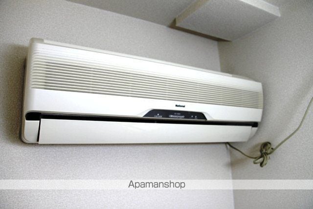 シャトルIIの内装写真