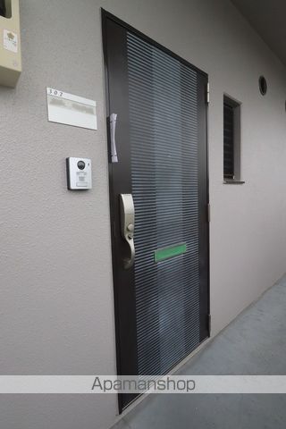 プレアデス’98の玄関写真