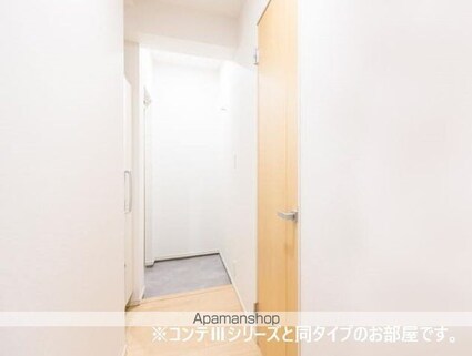 仮）本町５丁目アパート[1LDK/43.48m2]の玄関