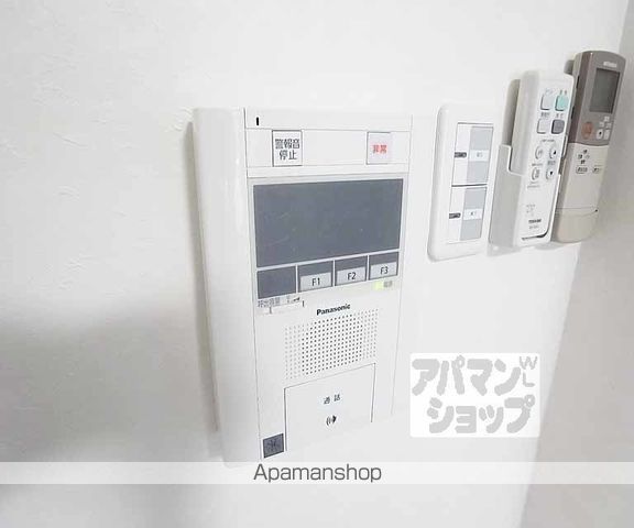 ホーユウコンフォルト二条城前の内装写真