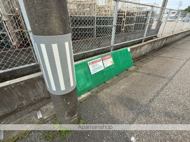 ブルースクエアの外観写真
