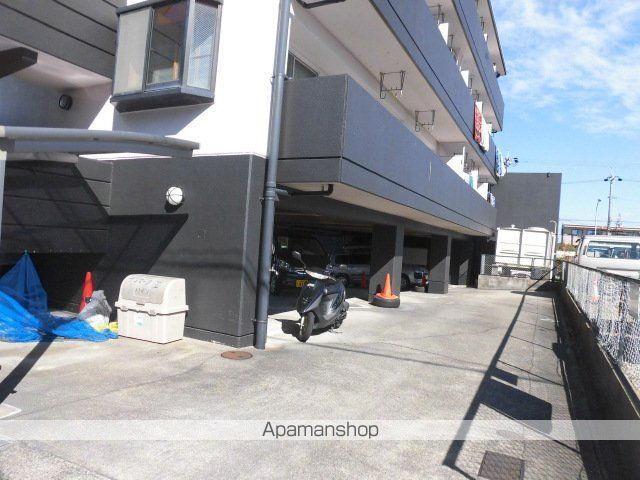 デンマークハイツIIの玄関写真