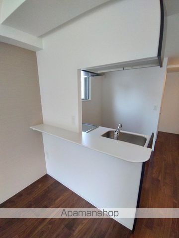 セレニテフラン本町の内装写真