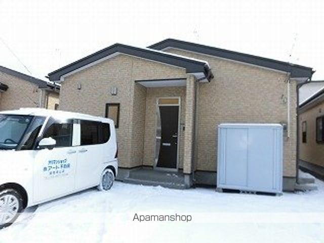 アップヒル D棟の外観写真