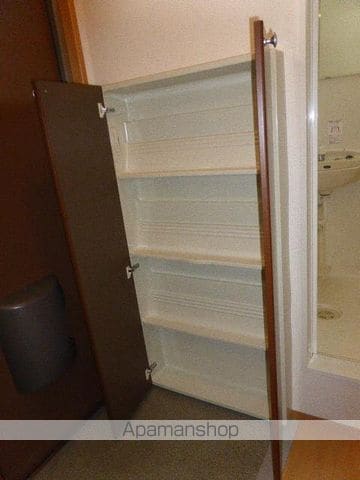 ドミール六浦東の内装写真