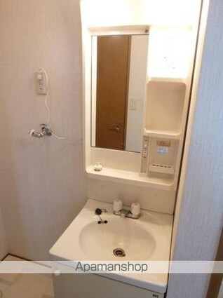 ヴィラセントラル[1K/26.91m2]の玄関