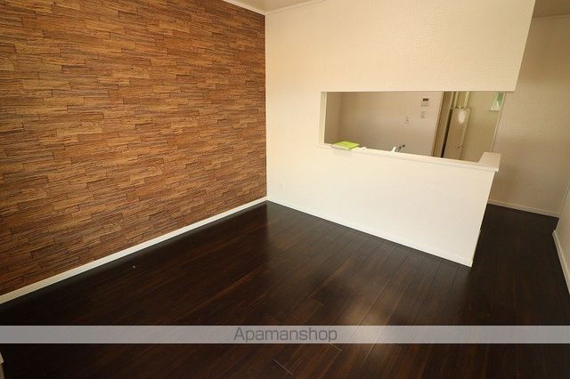 detached 北海道千歳市本町５丁目1502-23

地図を見る