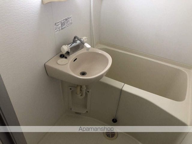 レオパレスネストIIIの内装写真