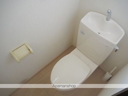 ストラートハウスＡ棟[3DK/46m2]のトイレ