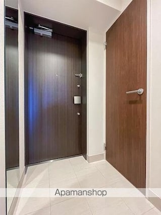 フロンティアレジデンス錦糸公園[3LDK/70.4m2]の玄関