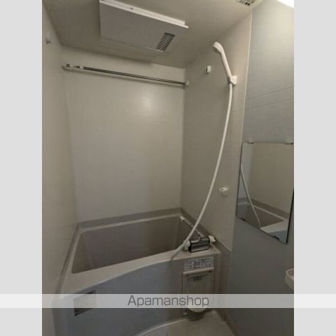 バズ北巽の内装写真
