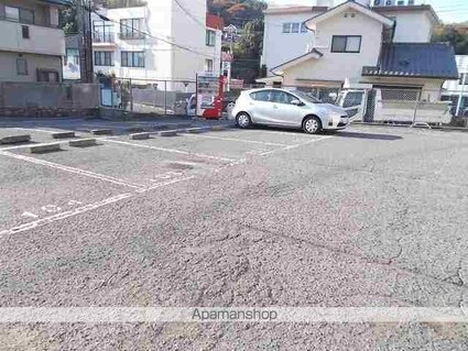グリーンヴァリィ金光一番館[1R/38.88m2]の駐車場