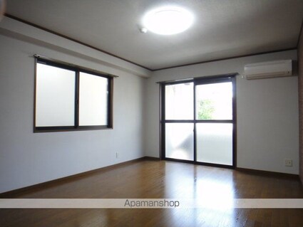 グランシャトレ伊賀上[1K/30.38m2]のリビング・居間