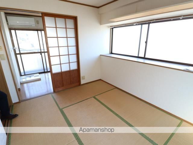 エンプロイミホの内装写真