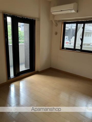 クレストフォルム横浜鶴見の内装写真