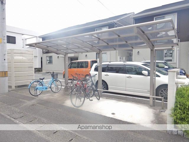 ホワイト バード II A棟の外観写真