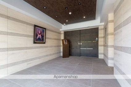 東京都渋谷区代々木４丁目[1SLDK/50.82m2]のエントランス1