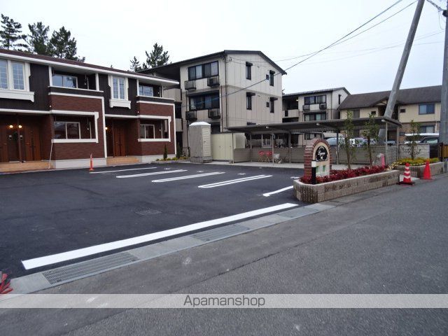 リューナ Bの玄関写真