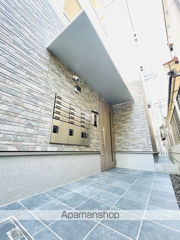 フジパレス千林V番館の玄関写真