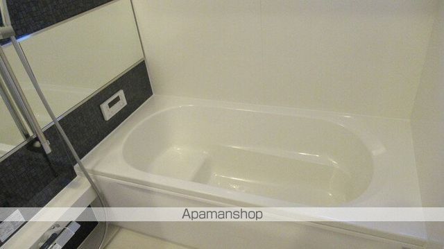 セレブ荒尾の内装写真