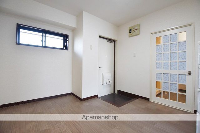 赤坂クラウンズマンションの内装写真