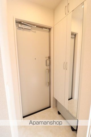 パークサイドＳＯＧＡ[1DK/32.51m2]の玄関