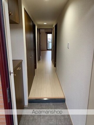 ライフステージ武蔵野[3LDK/70.2m2]の玄関