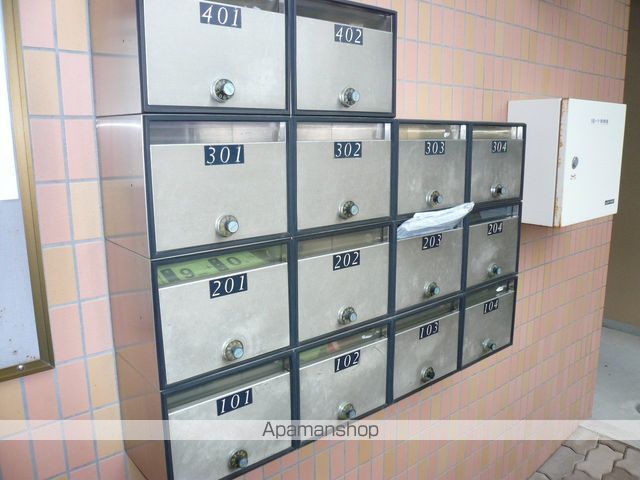 アビタシオン湘南の玄関写真