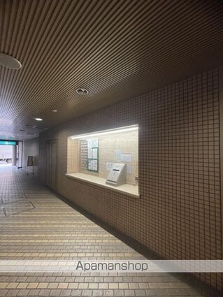 広島県広島市中区大手町５丁目[3LDK/77.56m2]の共用部4