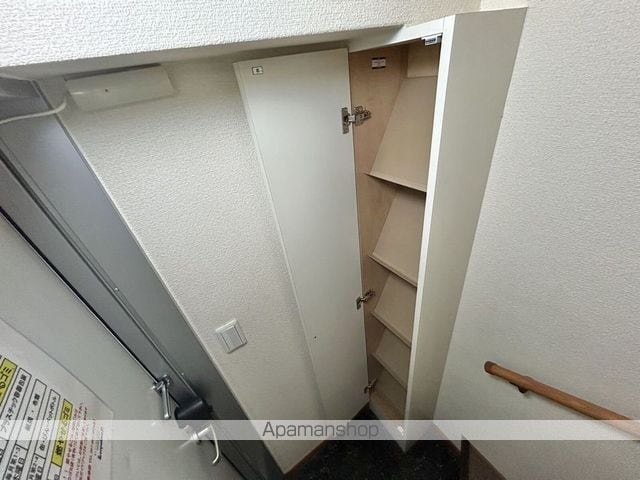 レオパレスキュルティ上林の内装写真