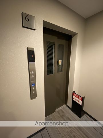 グランカーサ南6条の玄関写真