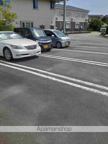 ファミールウツベ Iの外観写真
