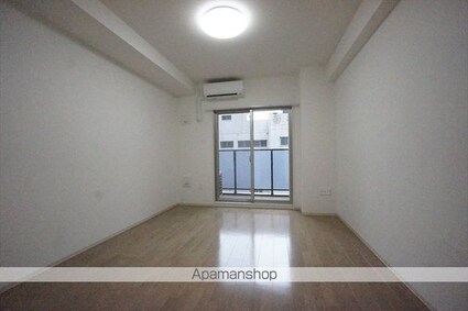 ＯＫＢアヴェニール菊井町[1K/29.76m2]のリビング・居間