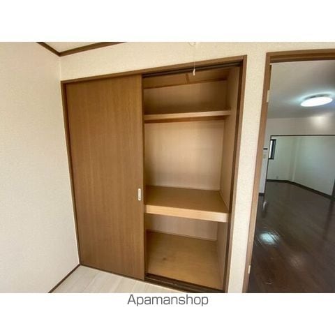 ロイヤルヒルズ21の内装写真