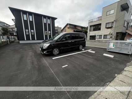 小針藤山ＮｅｏＭａｉｓｏｎ[1LDK/46.64m2]の駐車場
