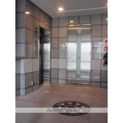 サンクエトワール[2K/35.48m2]のエントランス