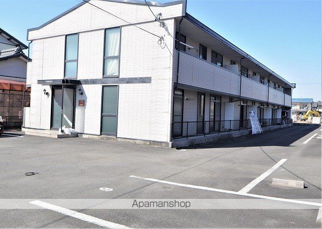 レオパレスFUJIの外観写真