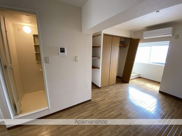 諏訪マンションの内装写真