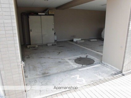 メインステージ東高円寺[1K/21.86m2]の駐車場1