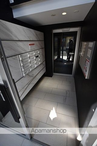 ファクター麻生の玄関写真