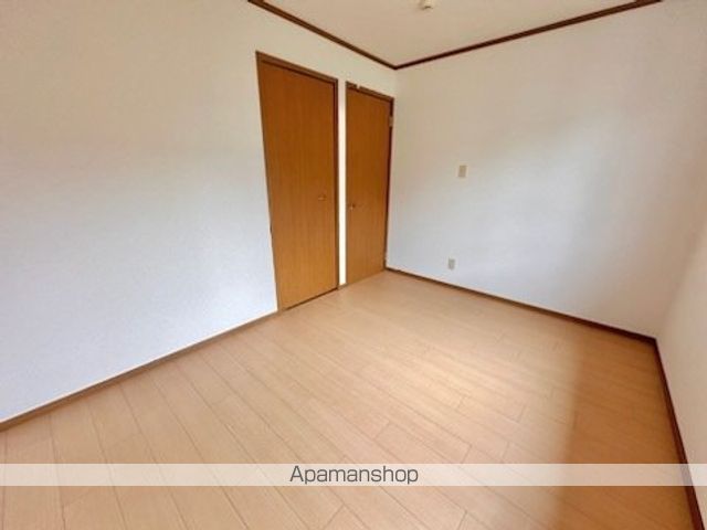 アルバIIの内装写真