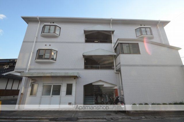 長山コーポラスの外観写真