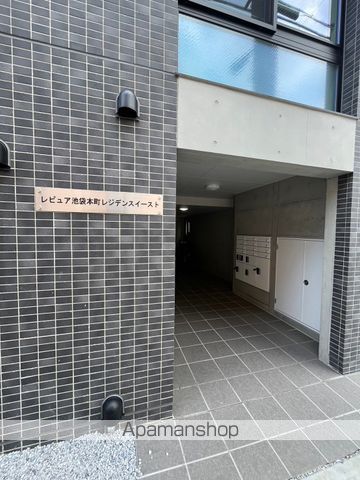 レピュア池袋本町レジデンスEASTの玄関写真