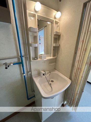 プレズィール豊岡Bの内装写真