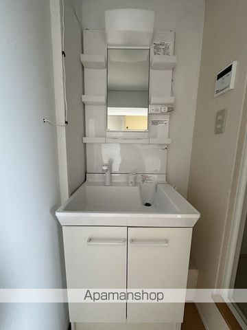 ヴィラナリー川津1号棟の内装写真