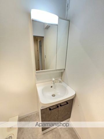 REGIES中百舌鳥の内装写真