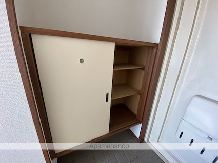 サンシャイン乾徳[1K/23.94m2]の玄関