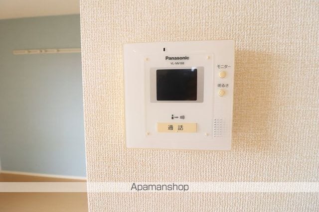 ロイヤルガーデン岡之郷 Aの内装写真